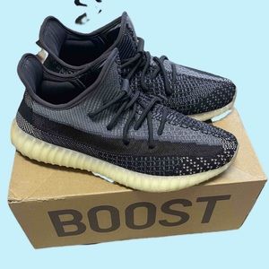 Adidas Yeezy Boost 350 V2 Carbon size 11